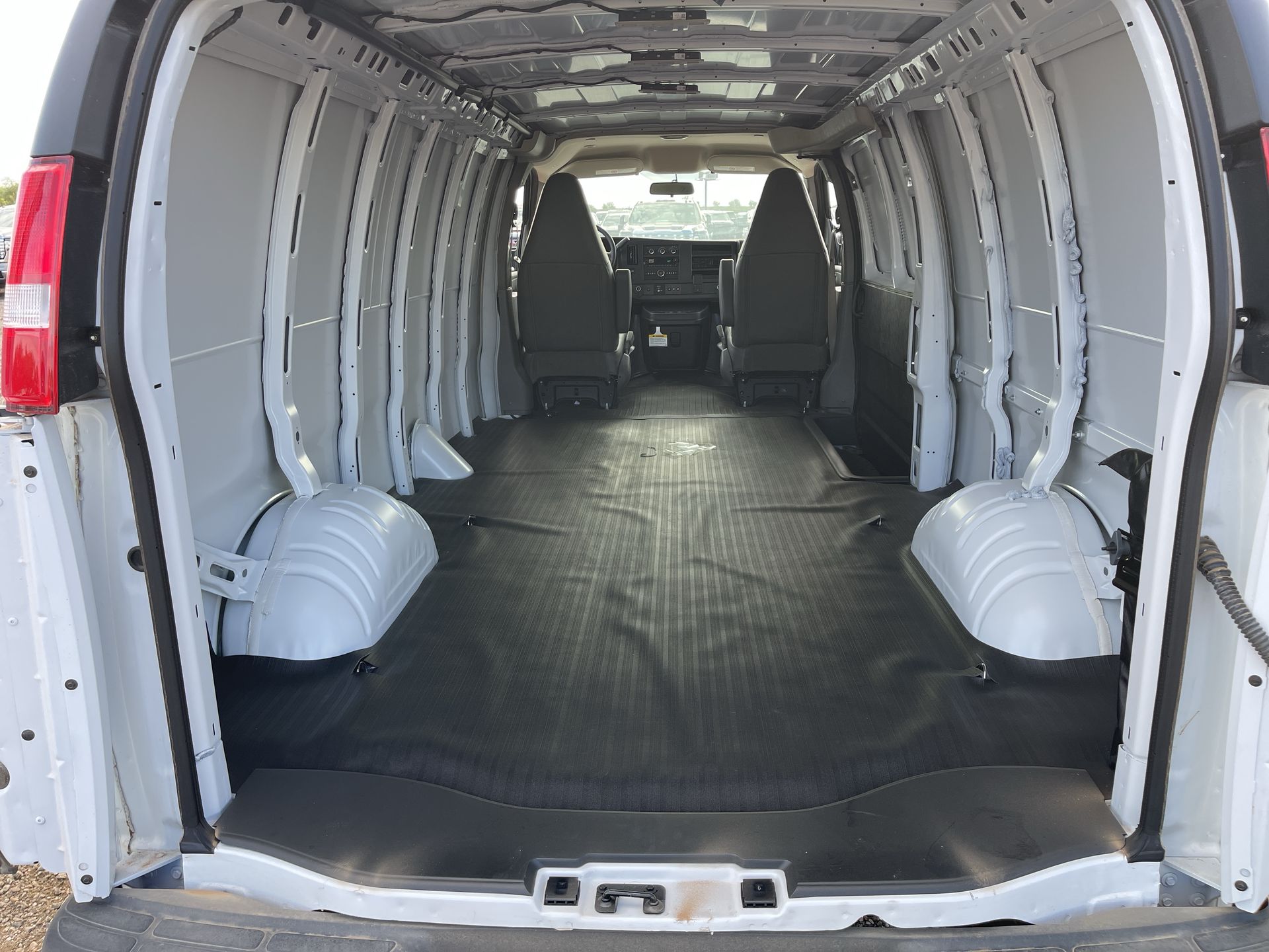 2025 GMC Savana Cargo 2500 Work Van