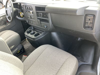 2025 GMC Savana Cargo 2500 Work Van