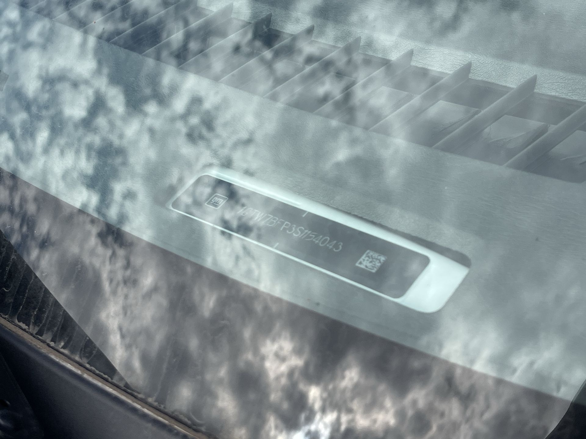 2025 GMC Savana Cargo 2500 Work Van