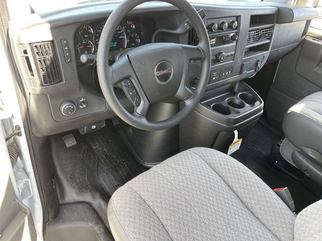 2025 GMC Savana Cargo 2500 Work Van