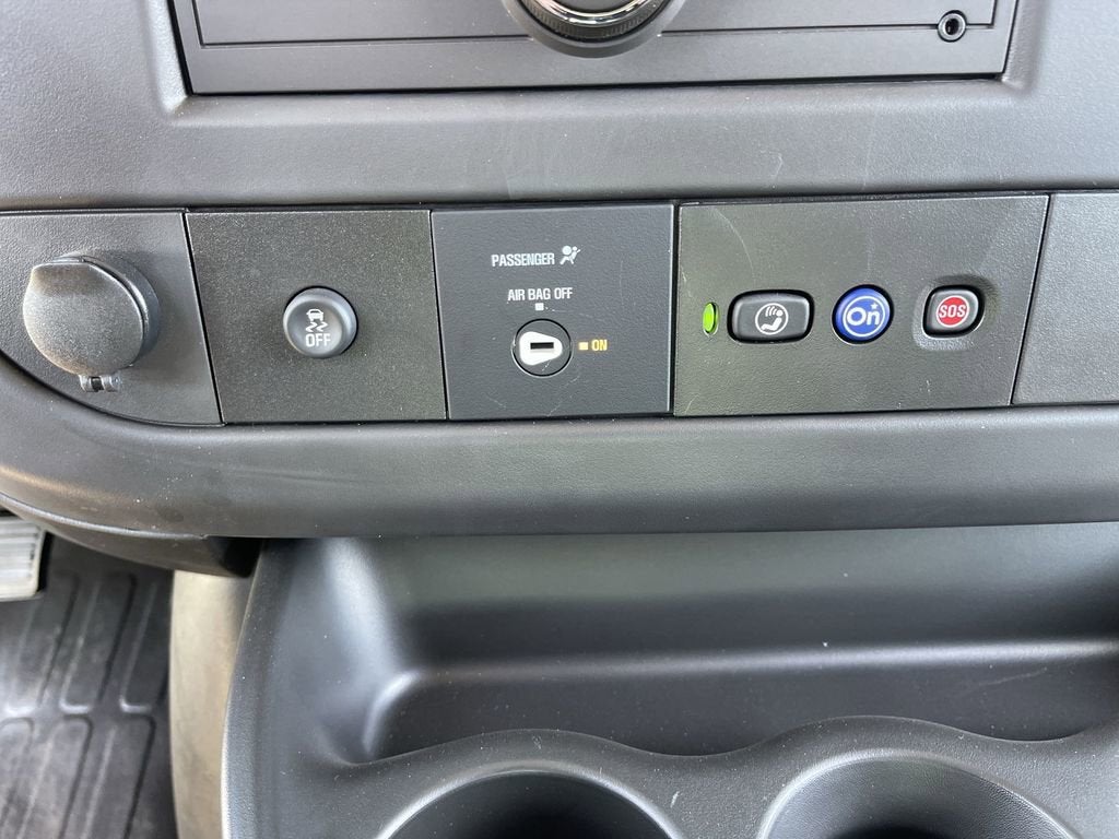 2025 GMC Savana Cargo 2500 Work Van