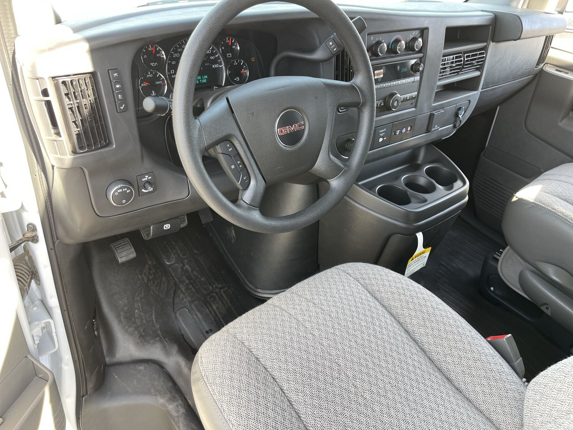 2025 GMC Savana Cargo 2500 Work Van