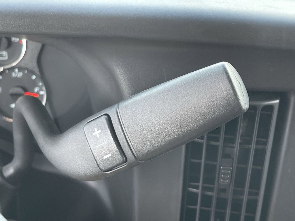 2025 GMC Savana Cargo 2500 Work Van