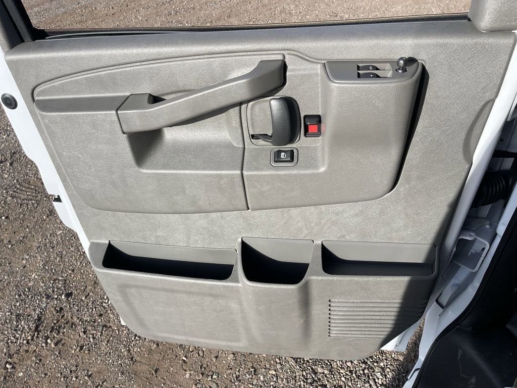 2025 GMC Savana Cargo 2500 Work Van