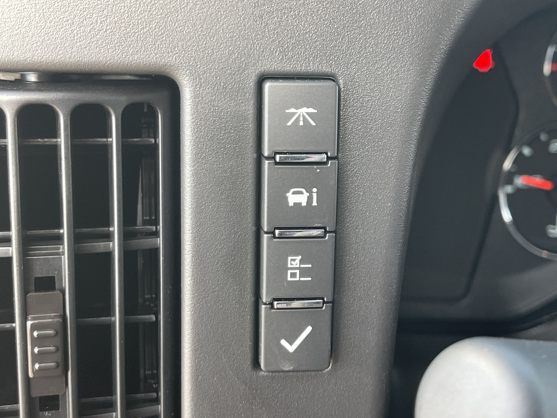 2025 GMC Savana Cargo 2500 Work Van