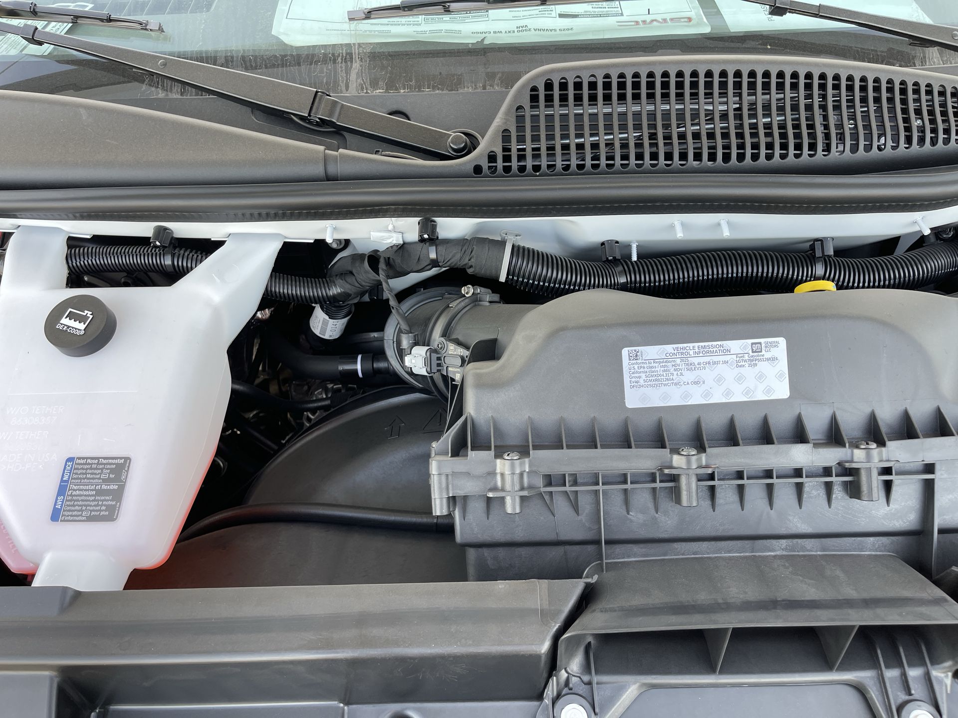 2025 GMC Savana Cargo 2500 Work Van