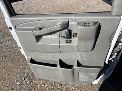 2025 GMC Savana Cargo 2500 Work Van