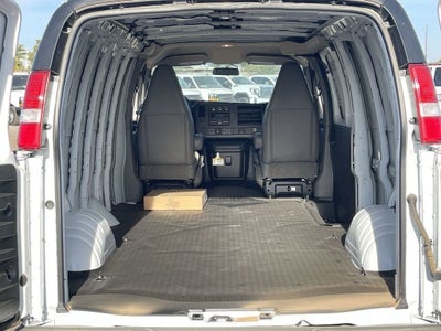 2025 GMC Savana Cargo 2500 Work Van