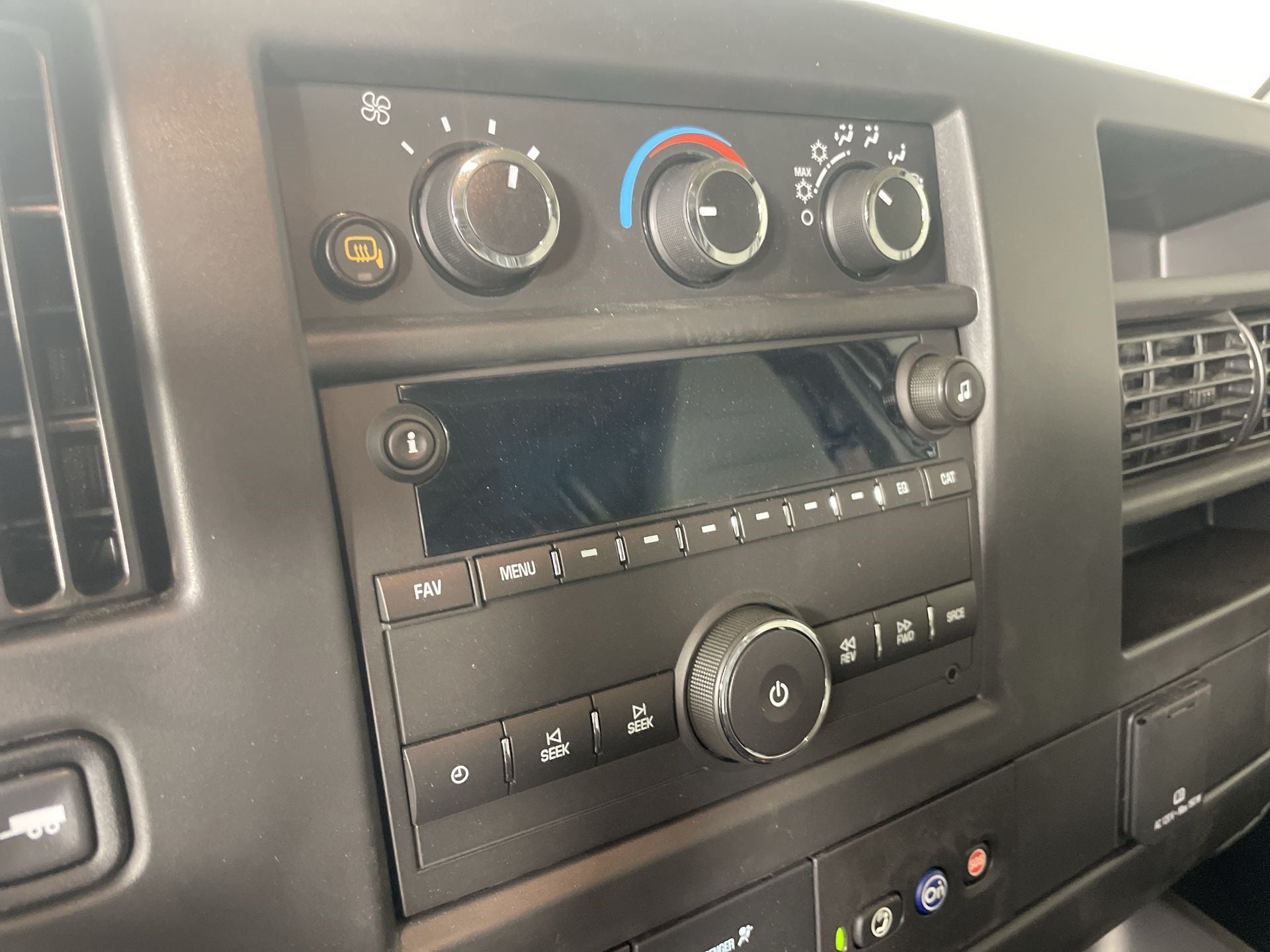 2025 GMC Savana Cargo 3500 Work Van