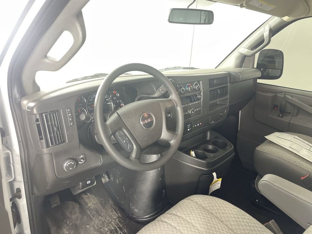 2025 GMC Savana Cargo 3500 Work Van