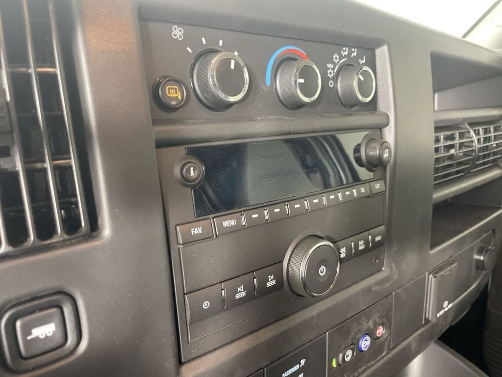 2025 GMC Savana Cargo 3500 Work Van