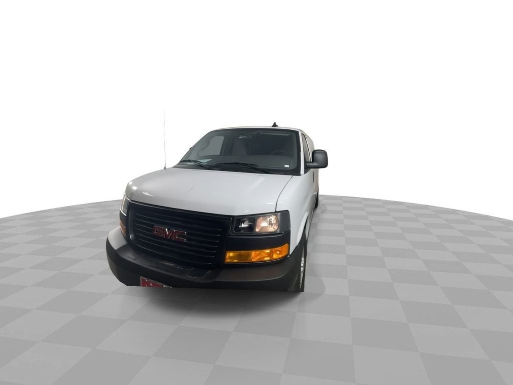 2025 GMC Savana Cargo 3500 Work Van