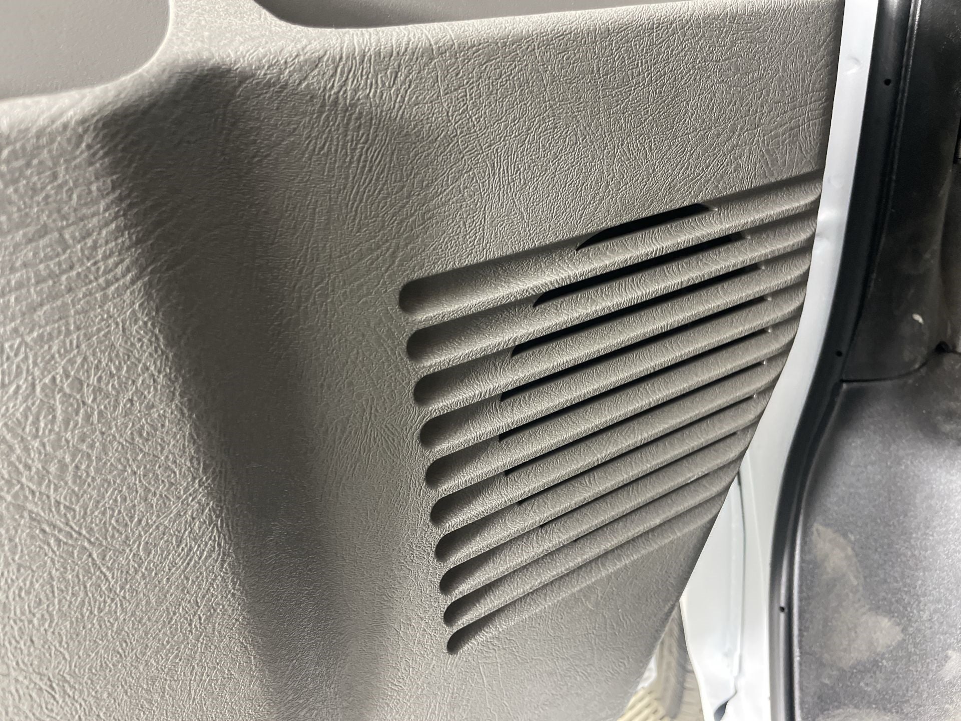 2025 GMC Savana Cargo 3500 Work Van