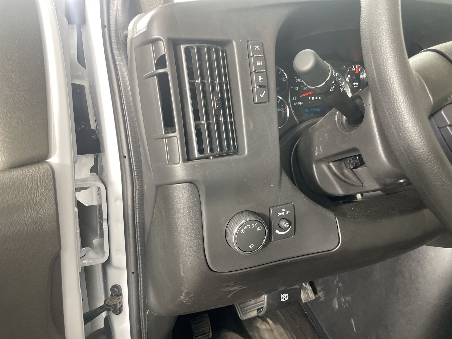 2025 GMC Savana Cargo 3500 Work Van