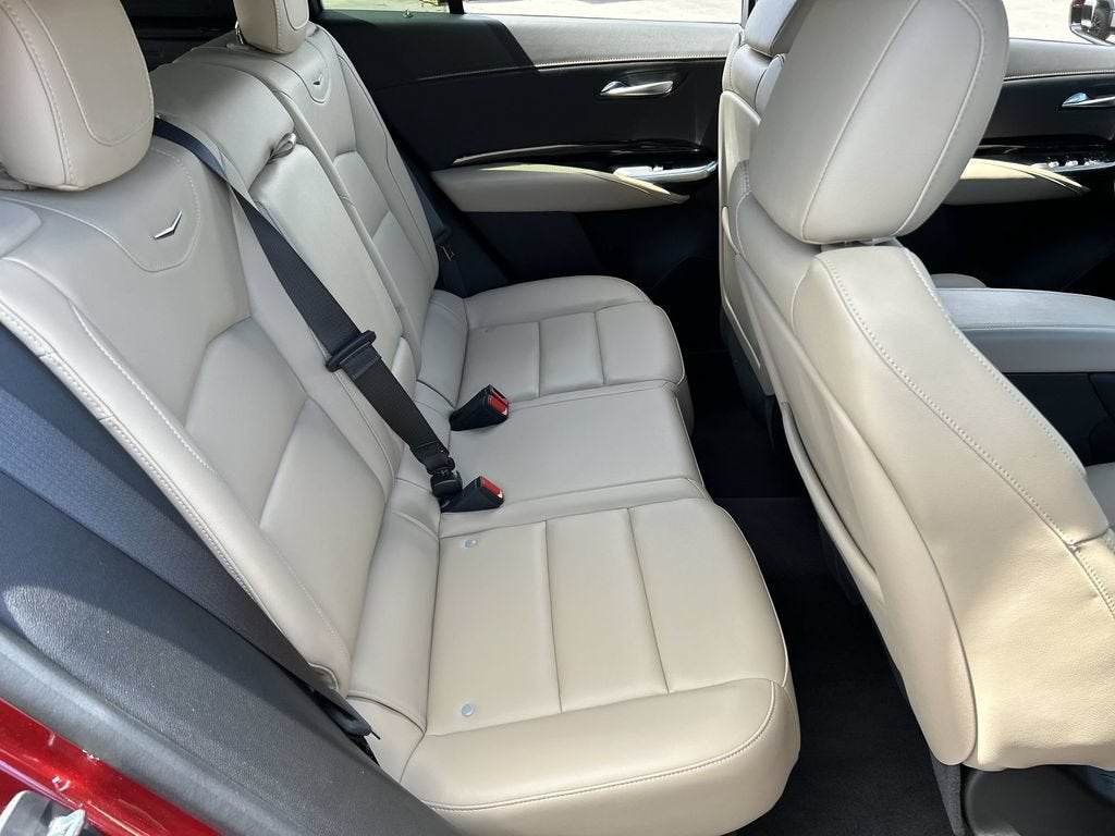 2024 Cadillac XT4 Luxury