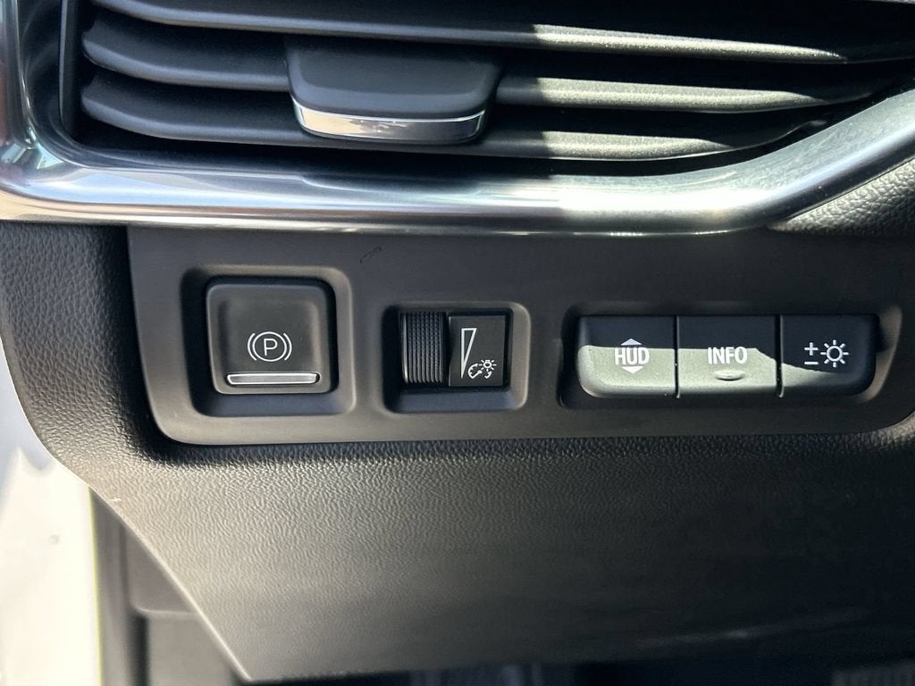 2021 Cadillac XT4 AWD Premium Luxury