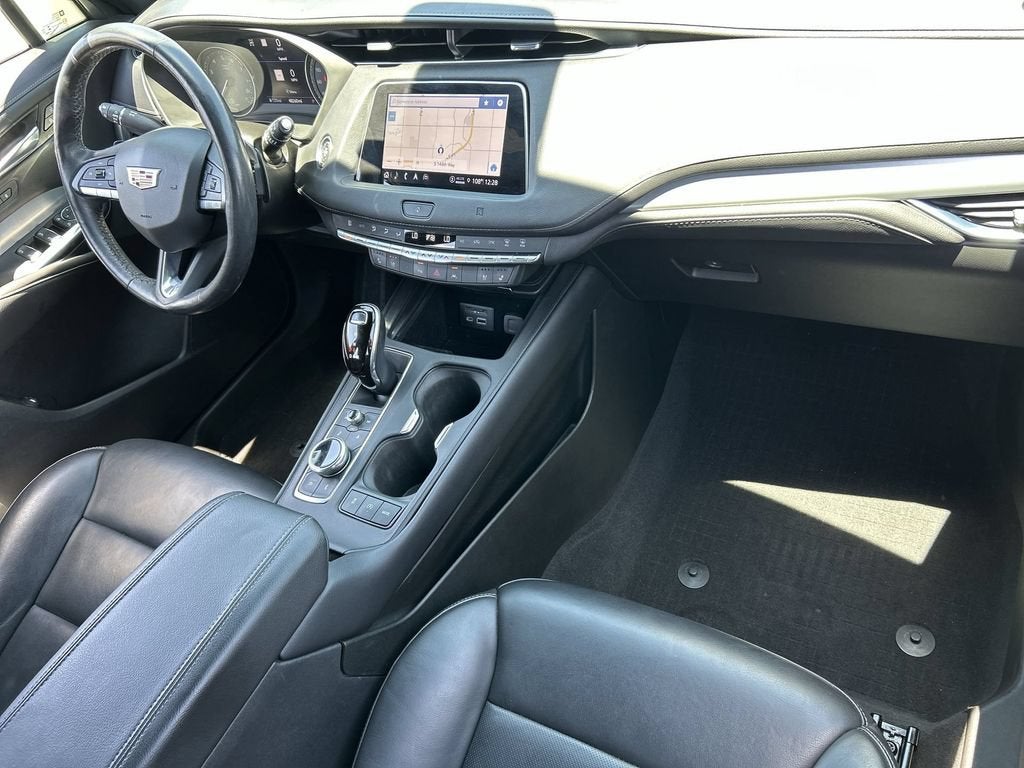 2021 Cadillac XT4 AWD Premium Luxury