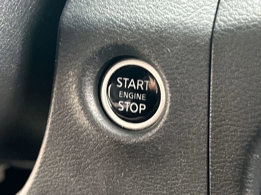 2023 Nissan Frontier PRO-X