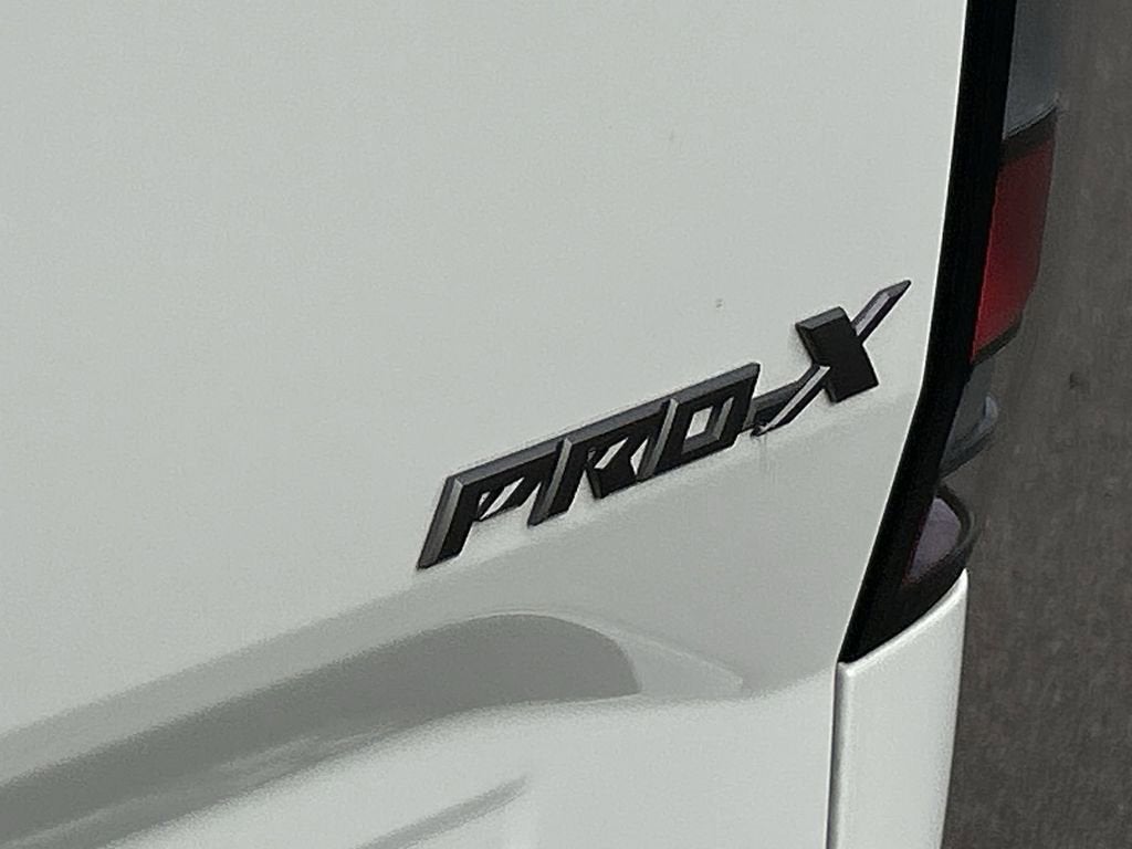 2023 Nissan Frontier PRO-X
