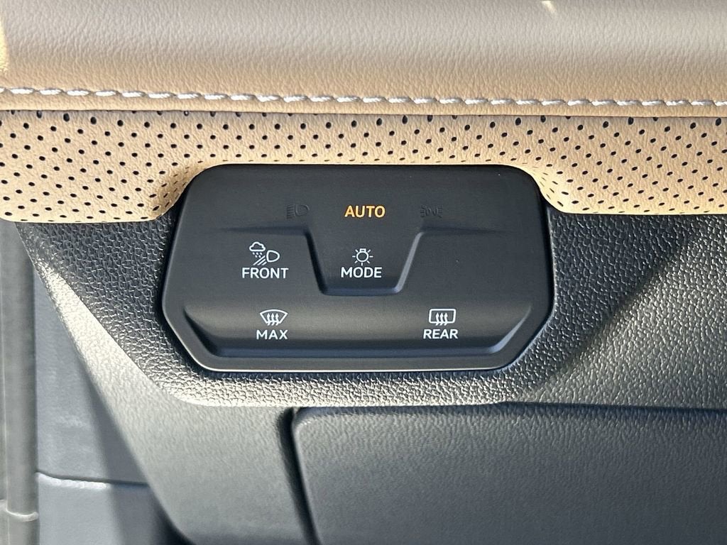2026 Volkswagen Atlas Cross Sport SEL R-Line Black