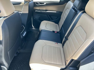 2026 Volkswagen Atlas Cross Sport SEL R-Line Black