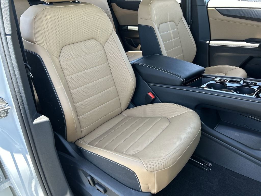 2026 Volkswagen Atlas Cross Sport SEL R-Line Black