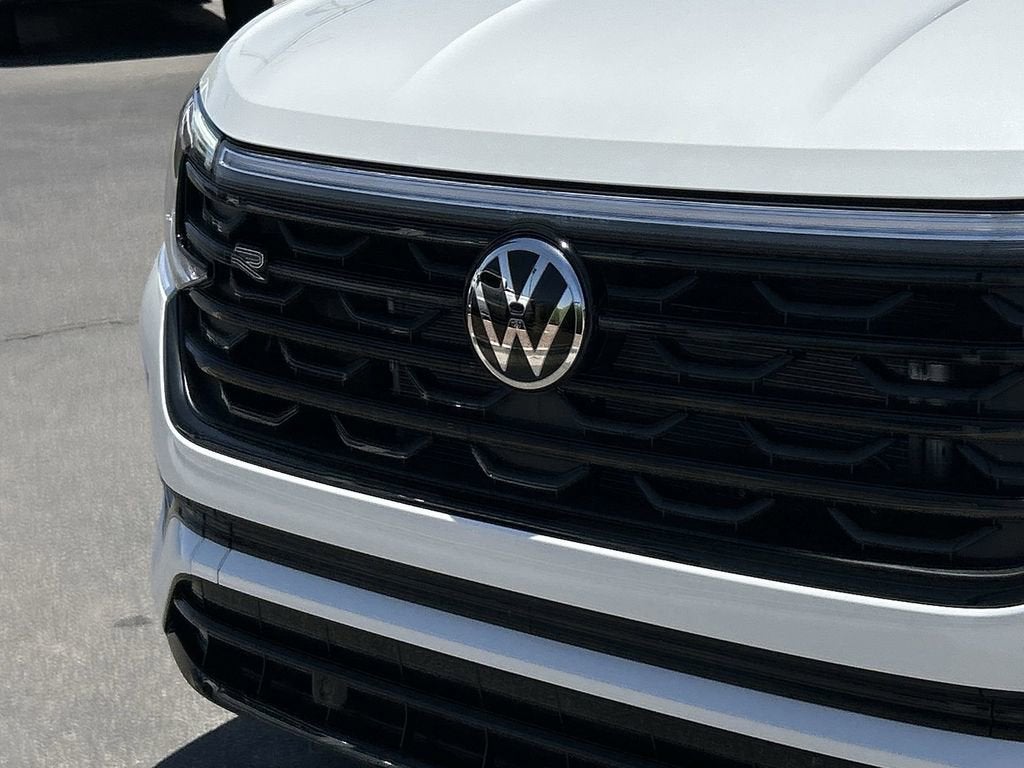 2026 Volkswagen Atlas Cross Sport SEL R-Line Black