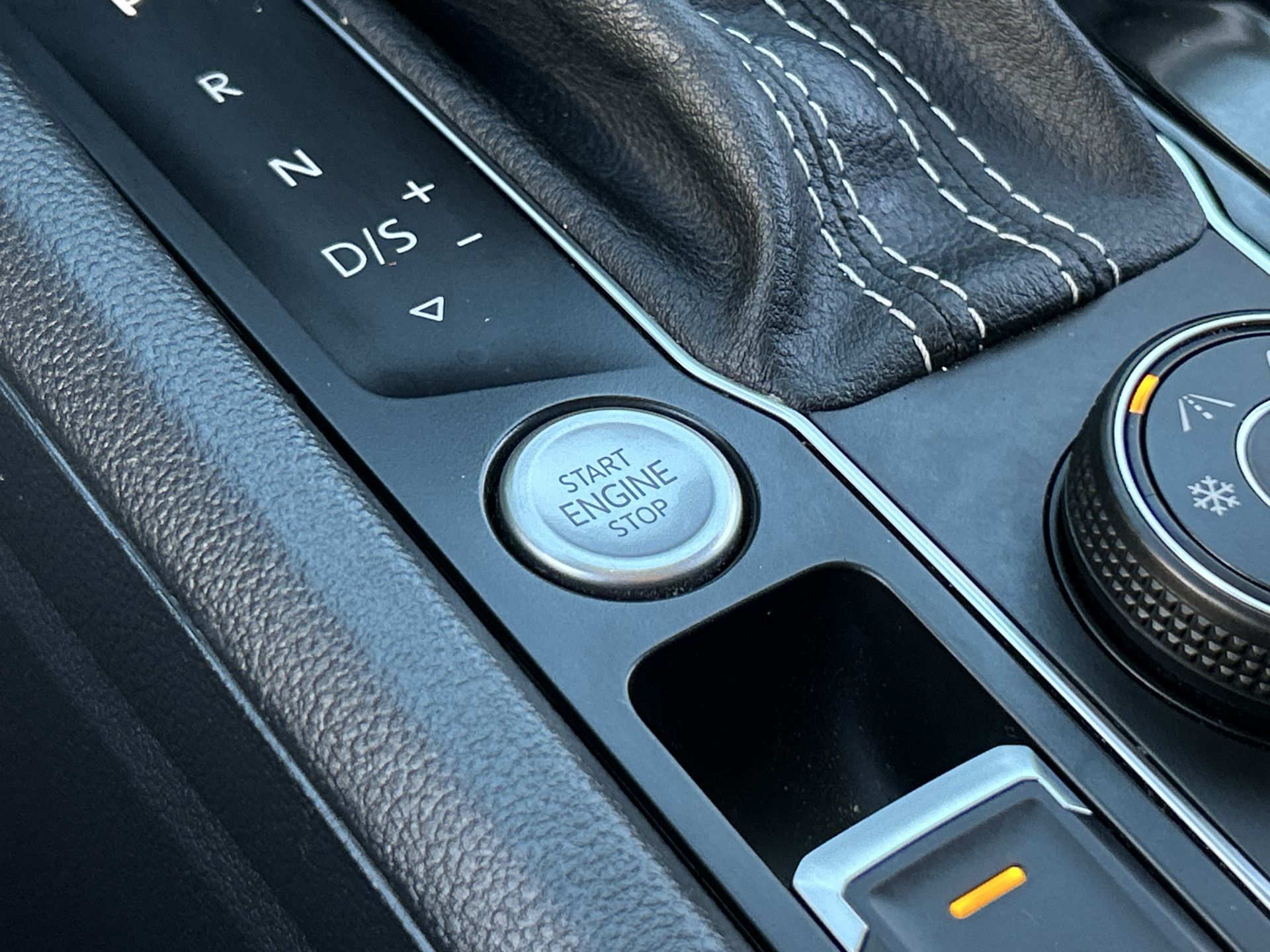 2022 Volkswagen Atlas 2.0T SEL