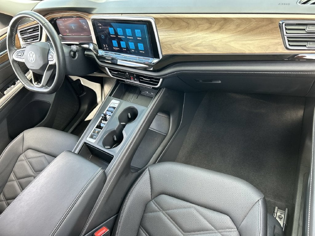 2025 Volkswagen Atlas 2.0T SE