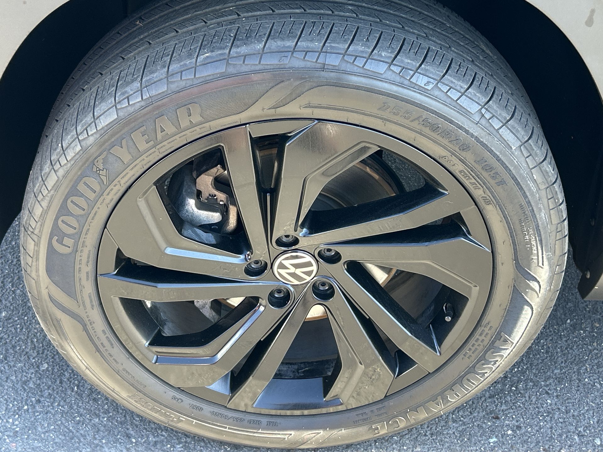 2023 Volkswagen Atlas 3.6L V6 SE w/Technology