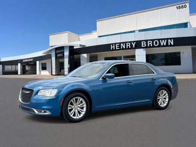 2021 Chrysler 300 Touring