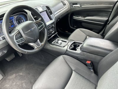 2021 Chrysler 300 Touring