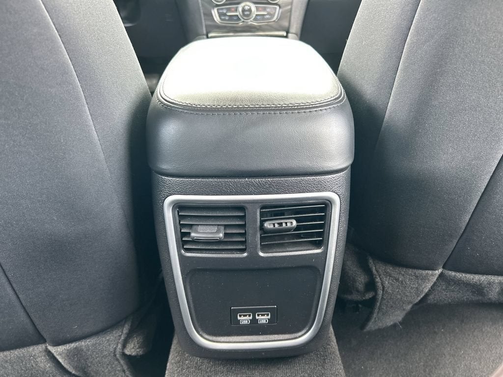 2021 Chrysler 300 Touring