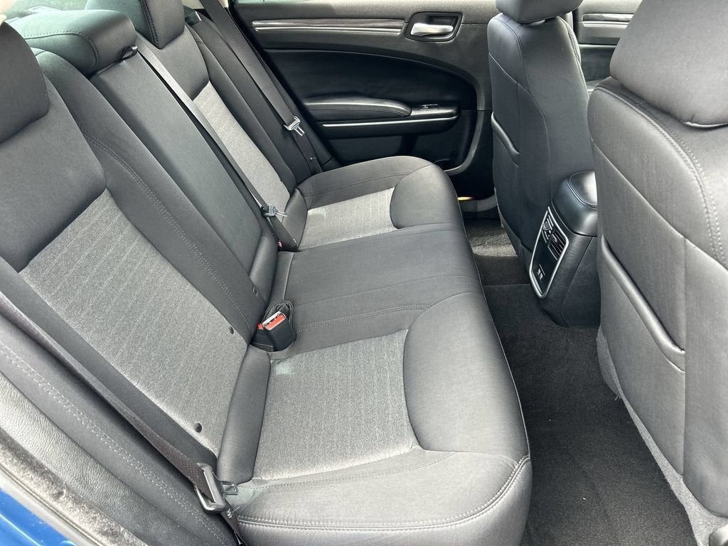 2021 Chrysler 300 Touring