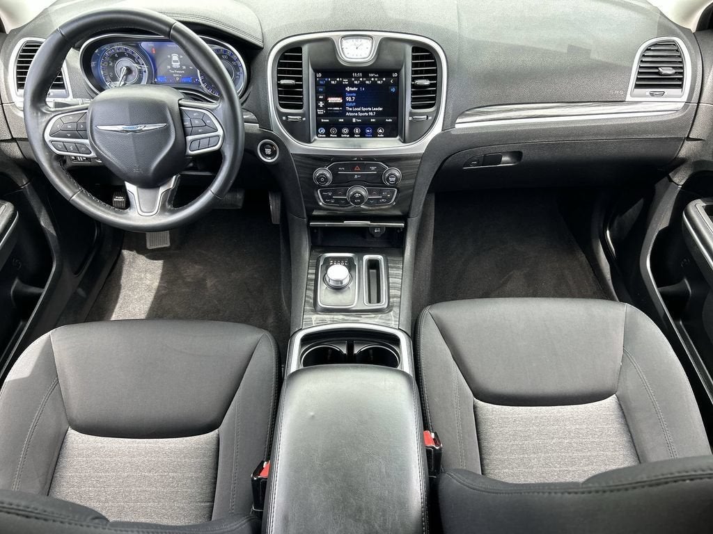 2021 Chrysler 300 Touring