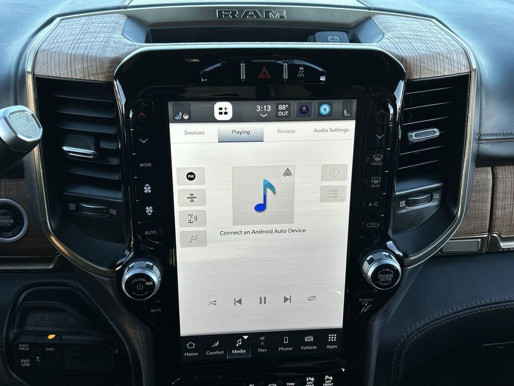 2024 RAM 3500 Limited Longhorn Crew Cab 4x4 8' Box