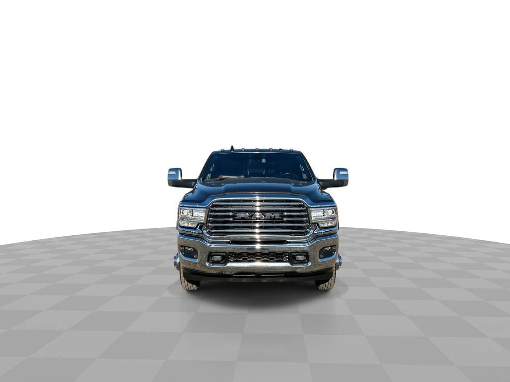 2024 RAM 3500 Limited Longhorn Crew Cab 4x4 8' Box