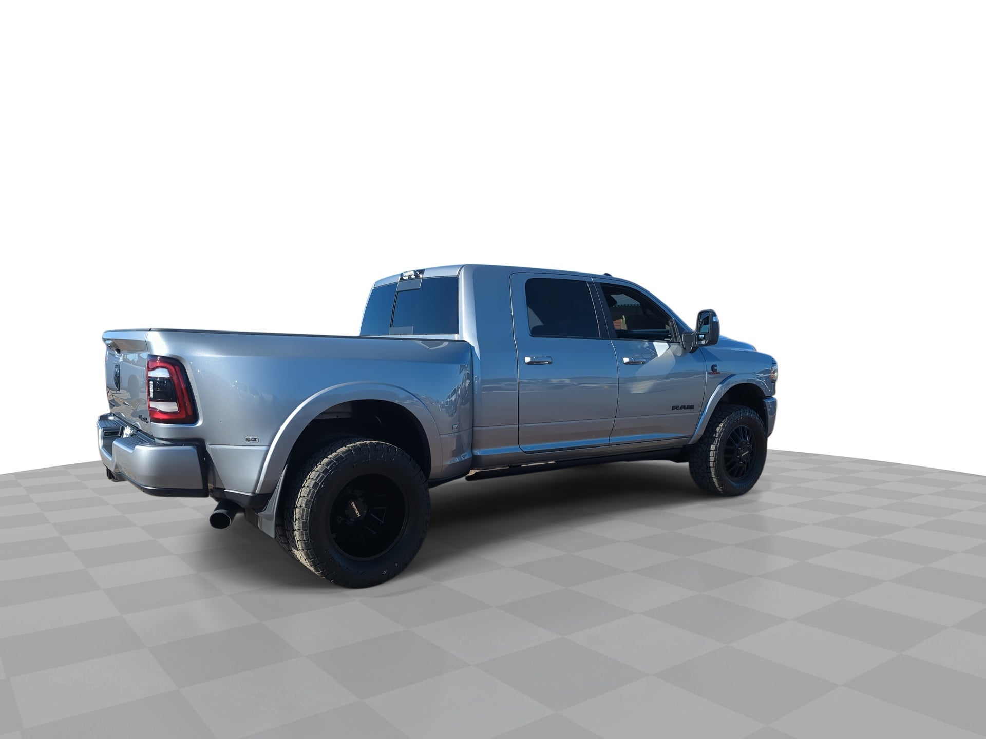2024 RAM 3500 Limited Mega Cab 4x4 6'4" Box