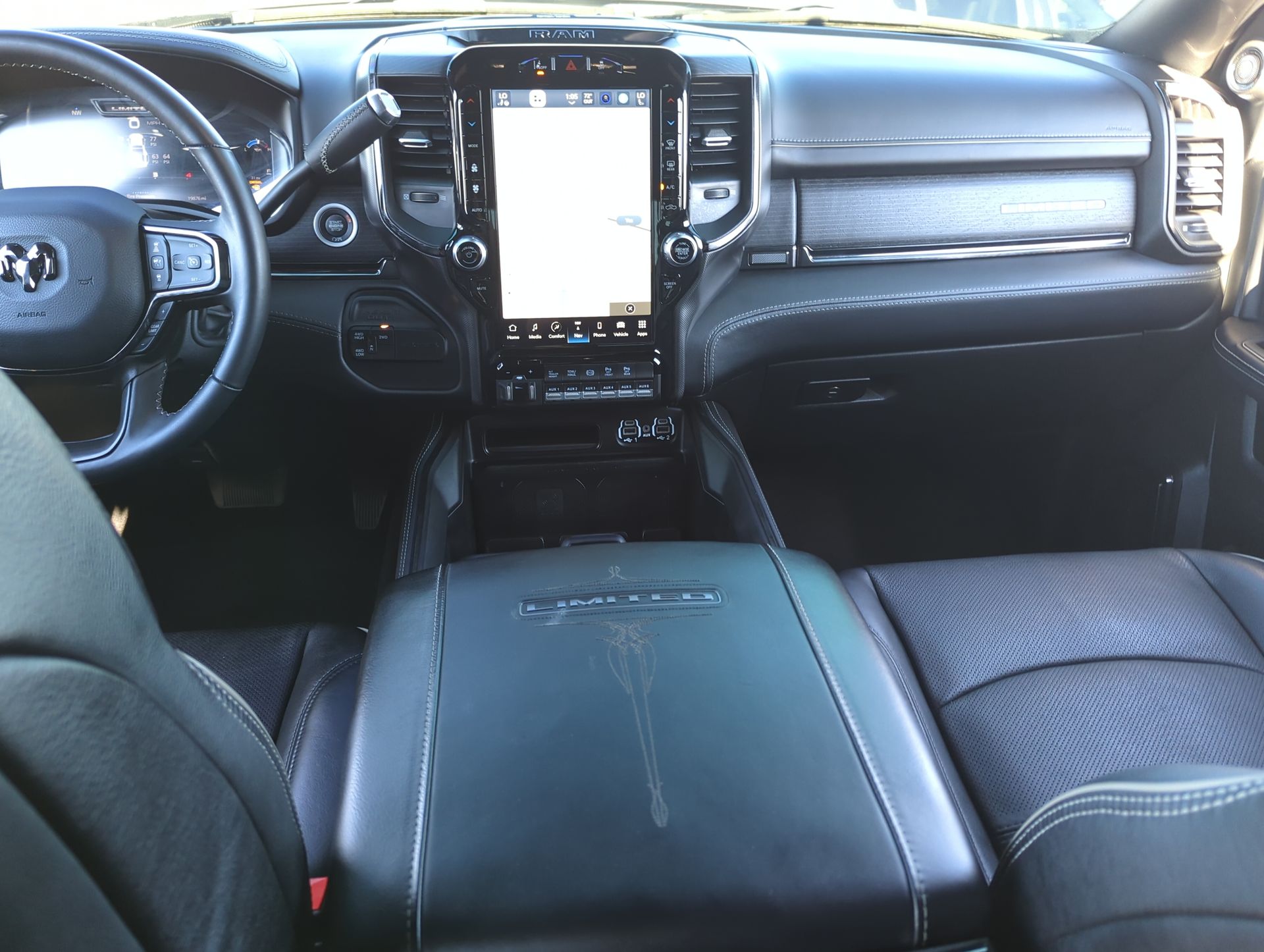 2024 RAM 3500 Limited Mega Cab 4x4 6'4" Box