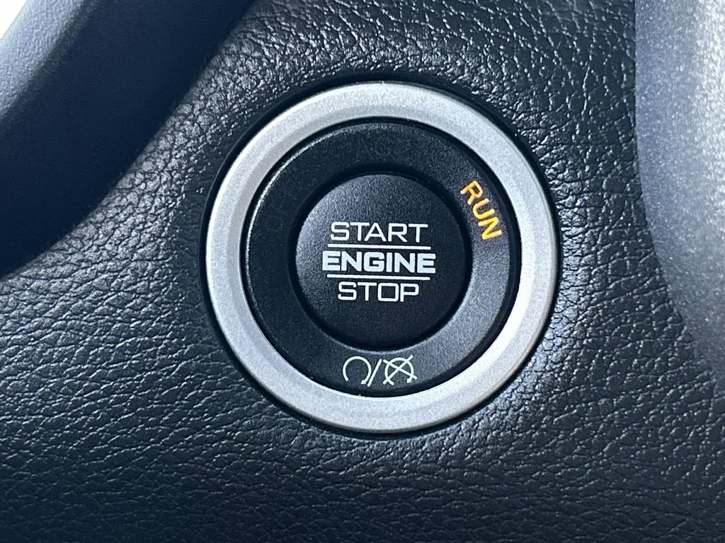 2021 RAM 2500 Tradesman Crew Cab 4x4 6'4" Box