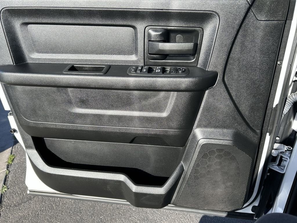 2021 RAM 2500 Tradesman Crew Cab 4x4 6'4" Box