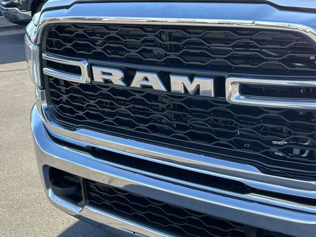 2021 RAM 2500 Tradesman Crew Cab 4x4 6'4" Box