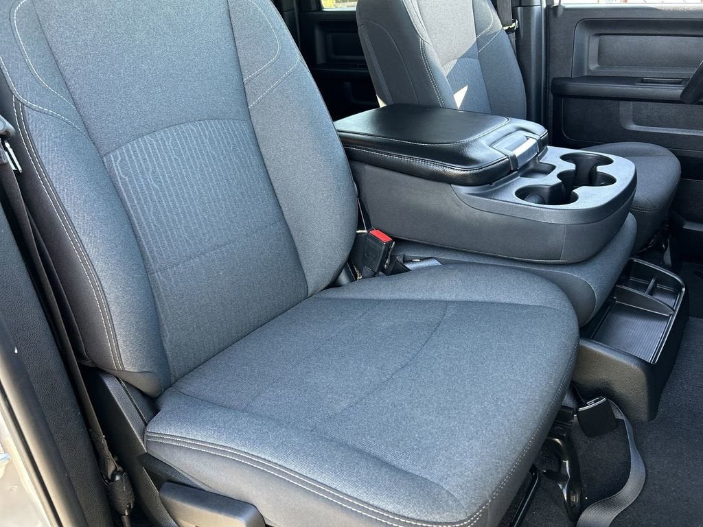2022 RAM 2500 Tradesman Crew Cab 4x4 6'4" Box