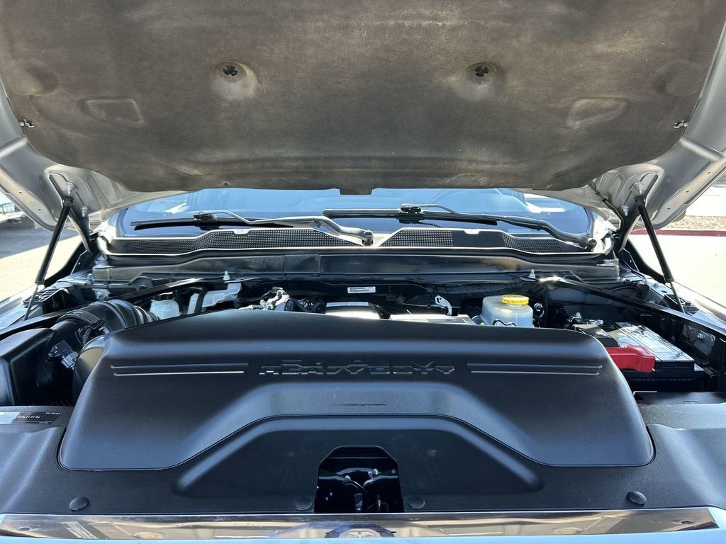 2022 RAM 2500 Tradesman Crew Cab 4x4 6'4" Box