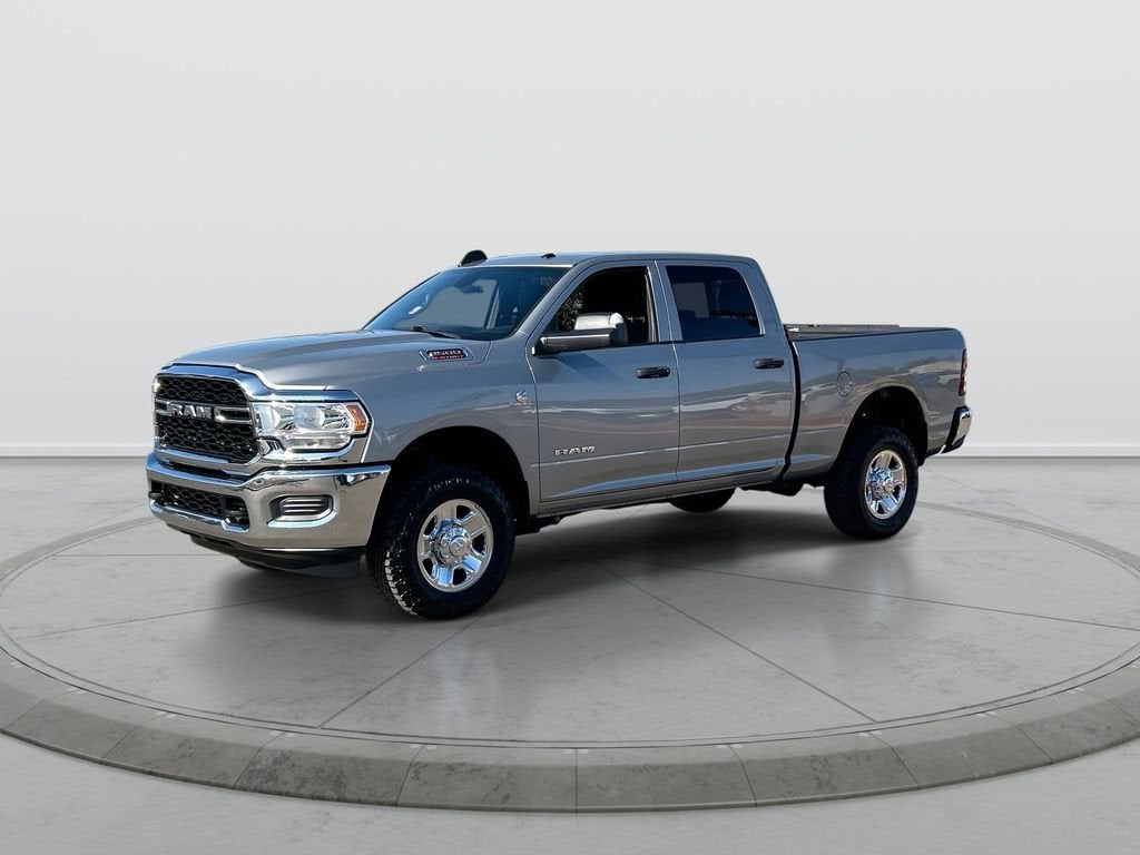 2022 RAM 2500 Tradesman Crew Cab 4x4 6'4" Box