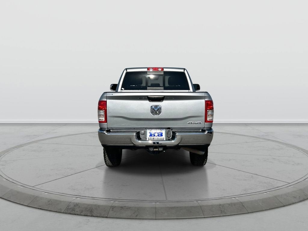 2022 RAM 2500 Tradesman Crew Cab 4x4 6'4" Box