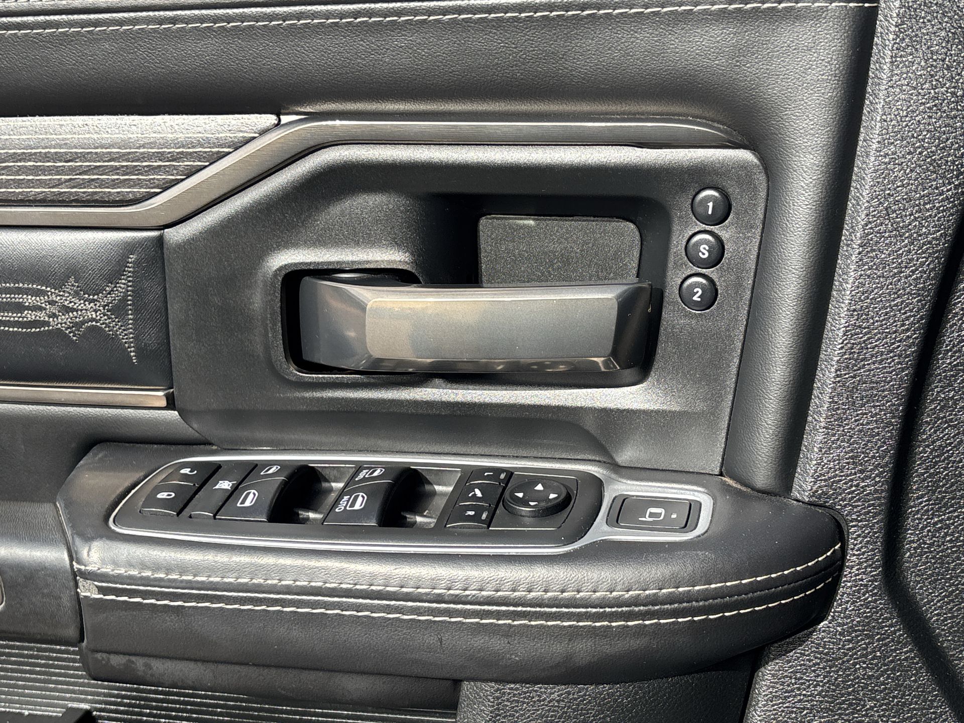 2021 RAM 2500 Limited Mega Cab 4x4 6'4" Box