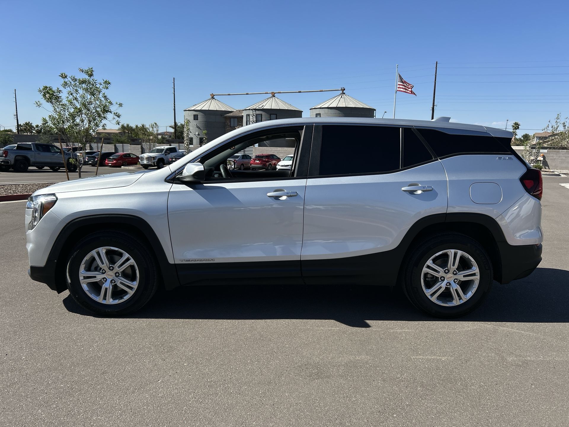 2022 GMC Terrain SLE