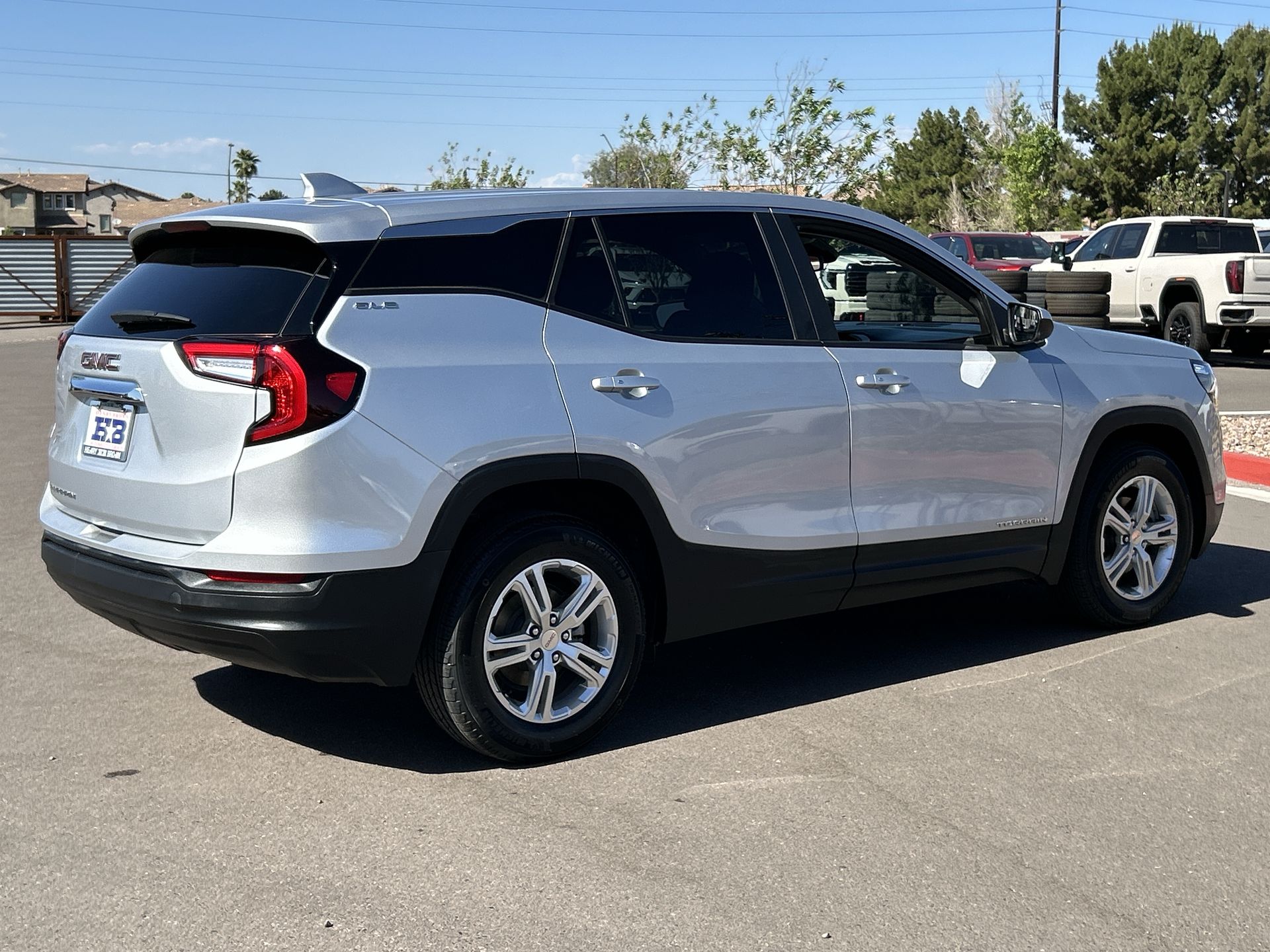 2022 GMC Terrain SLE