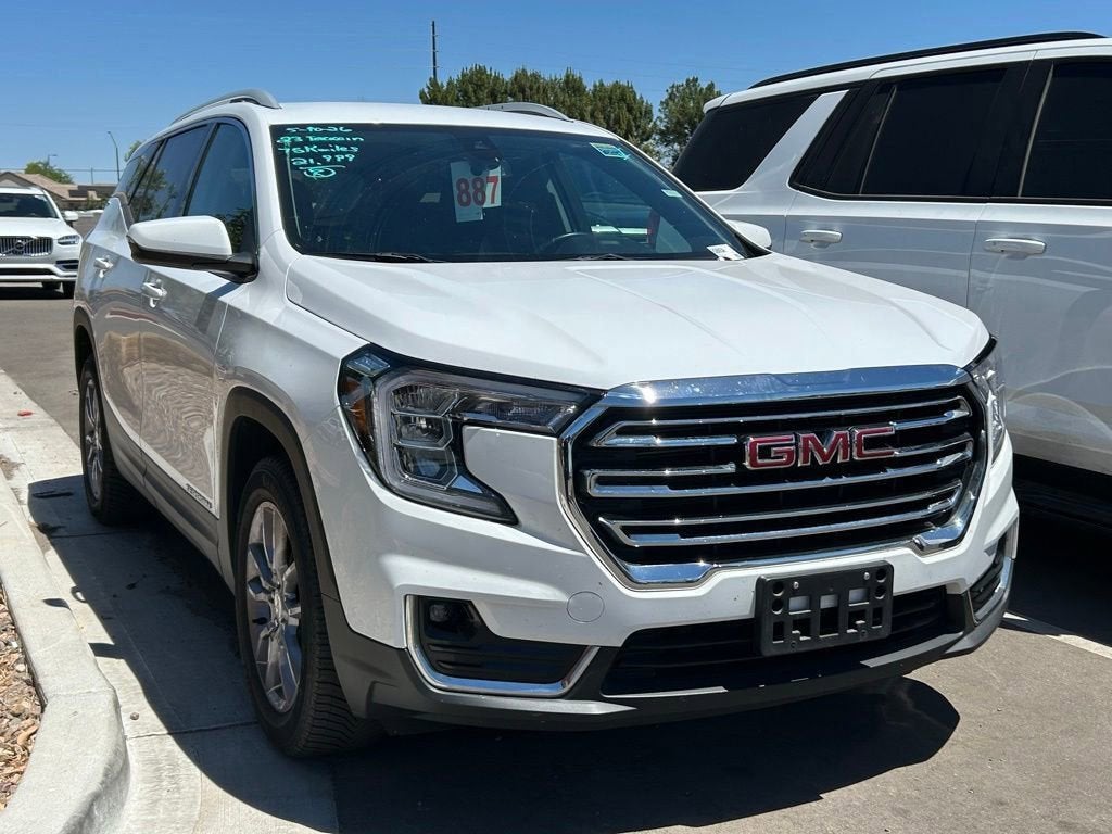 2023 GMC Terrain SLT